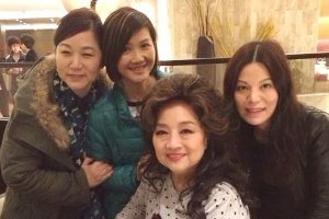 MayChan - 徐小鳳演唱會和聲演出